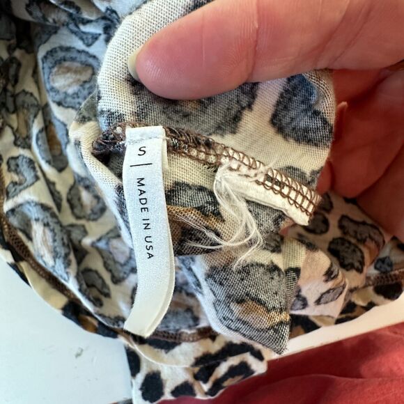 BLDWN Tan and Black Cheetah Knit Print Long Sleeve Mock Neck Fitted Knit Top S - Picture 7 of 10